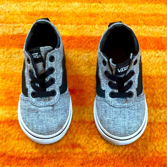 Vans - Picture 1 of 3